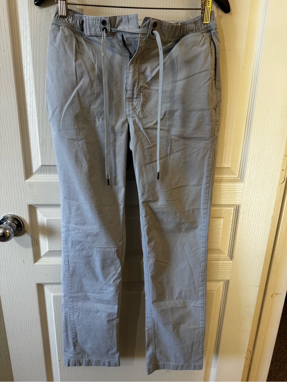 Linksoul Men's Light Gray Drawstring Joggers